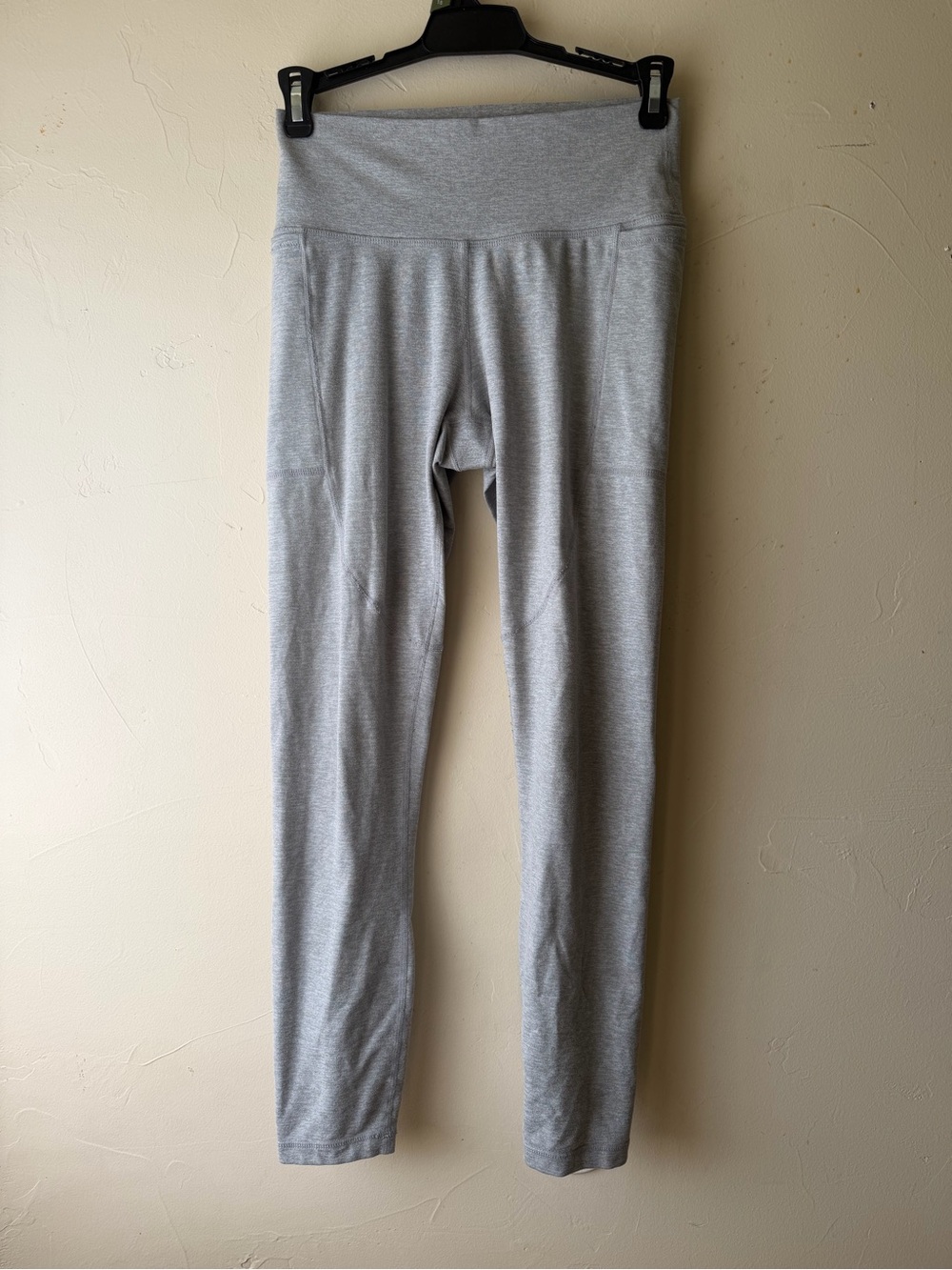 Vuori Grey High-Waist Leggings